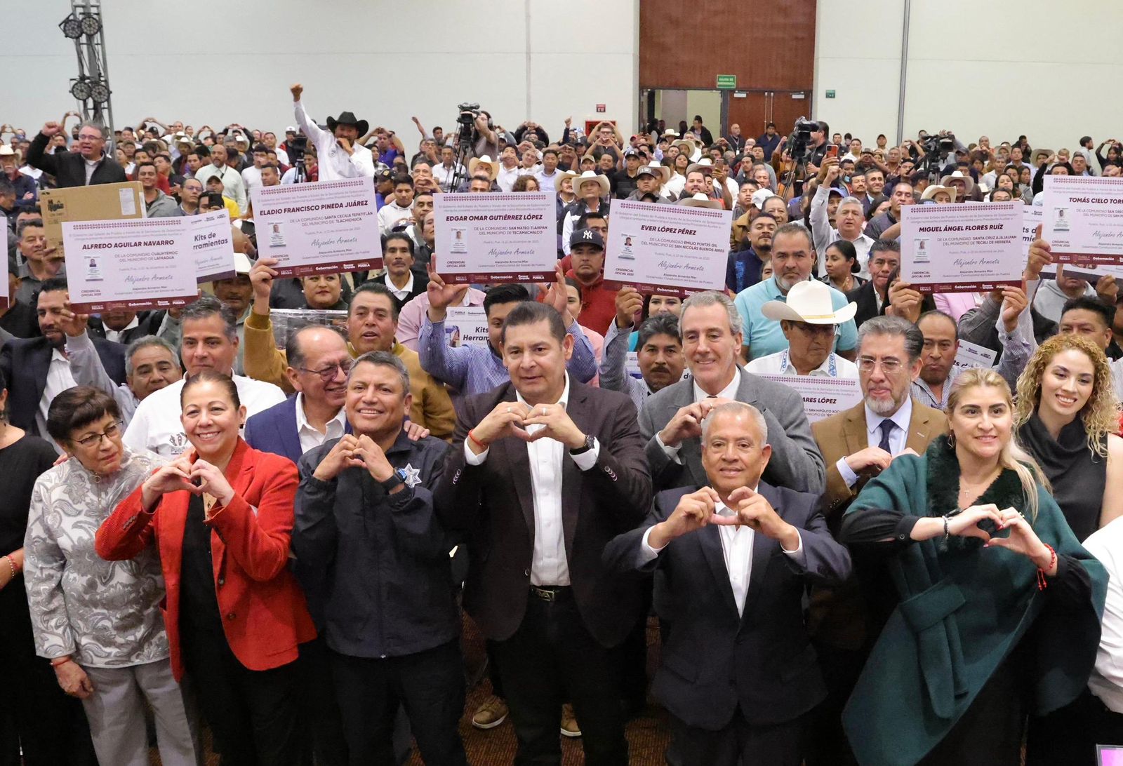 Gobierno de Puebla fortalece Juntas Auxiliares con $1,500 MDP para Obra ...